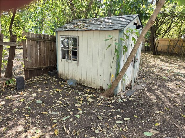 1607 Sylvan Glade, Austin, TX 78745