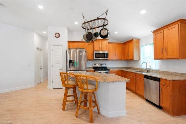 4210 Garden BLVD, Cape Coral, FL 33909