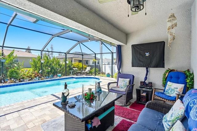 4210 Garden BLVD, Cape Coral, FL 33909