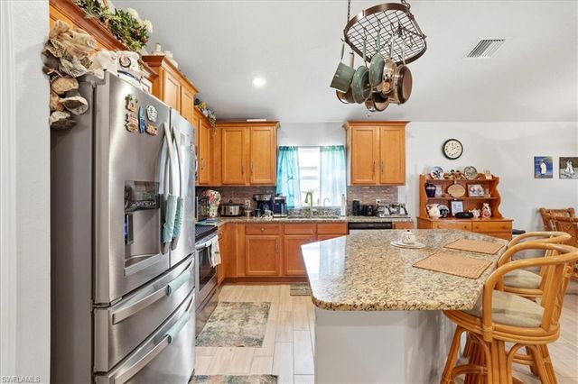 4210 Garden BLVD, Cape Coral, FL 33909