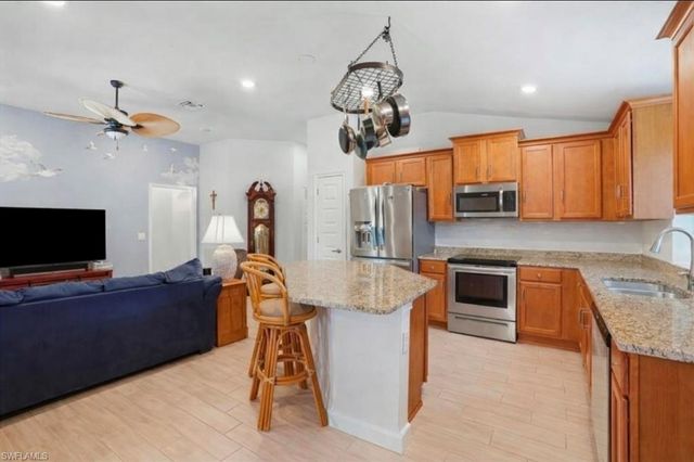 4210 Garden BLVD, Cape Coral, FL 33909