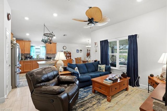 4210 Garden BLVD, Cape Coral, FL 33909