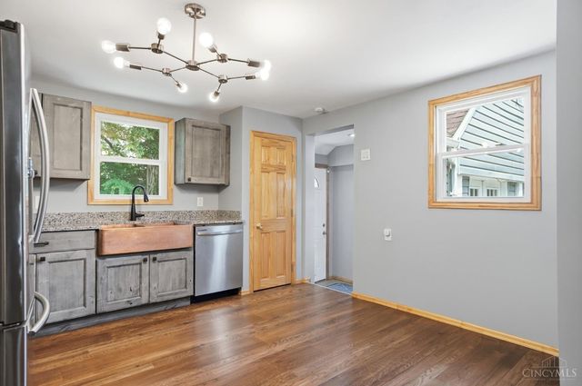 239 Burkhart Avenue, Reading, OH 45215