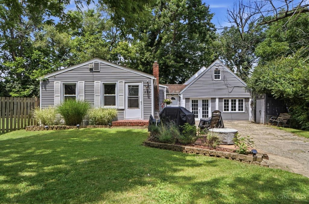 239 Burkhart Avenue, Reading, OH 45215