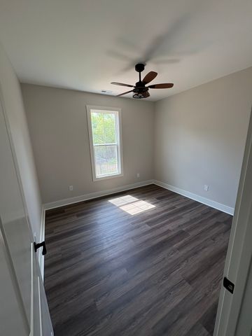 1025 Northside Drive, Dickson, TN 37055