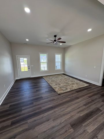 1025 Northside Drive, Dickson, TN 37055