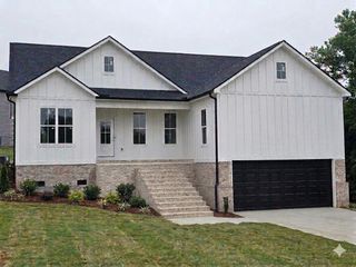 1025 Northside Drive, Dickson, TN 37055