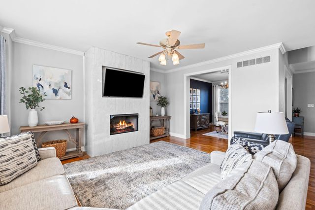 107 Buena Vista Drive, Frankfort, KY 40601