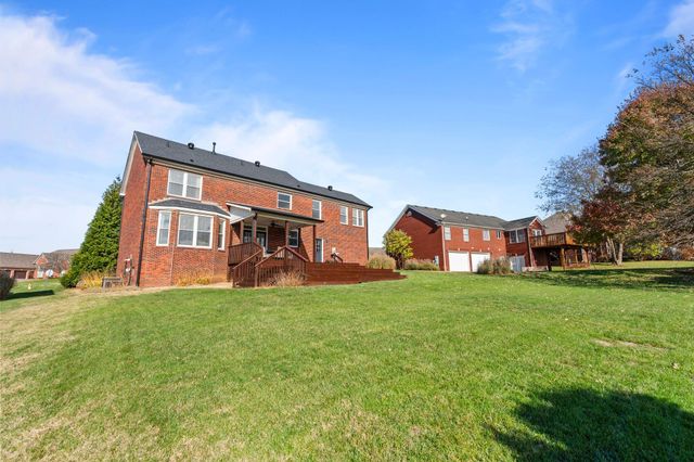 107 Buena Vista Drive, Frankfort, KY 40601