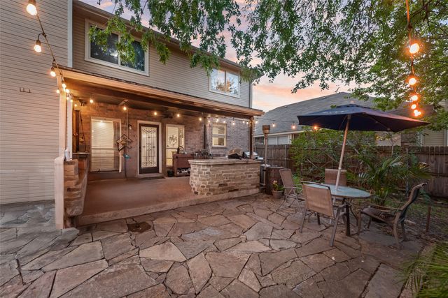 5715 Creekhollow Drive, Arlington, TX 76018
