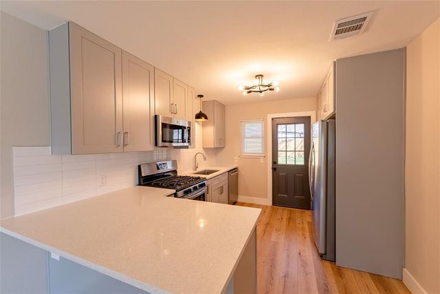 4306 Shallowbrook TRL, Austin, TX 78744