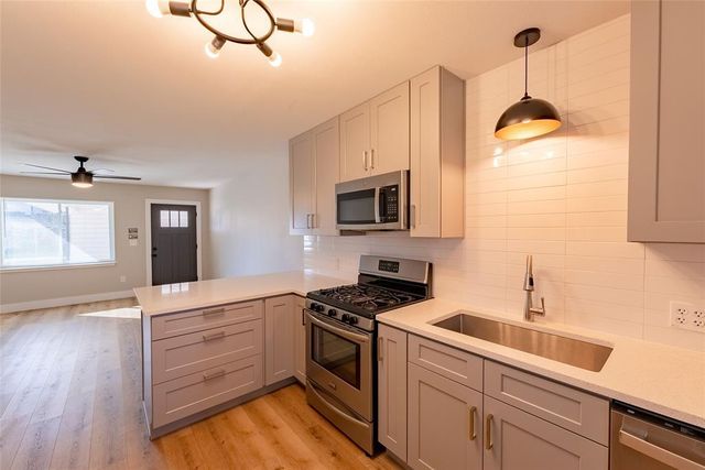 4306 Shallowbrook TRL, Austin, TX 78744