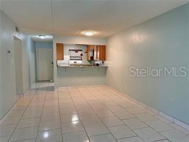 100 E KENTUCKY AVENUE A6, Deland, FL 32724