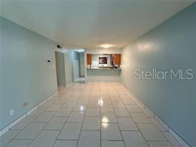 100 E KENTUCKY AVENUE A6, Deland, FL 32724