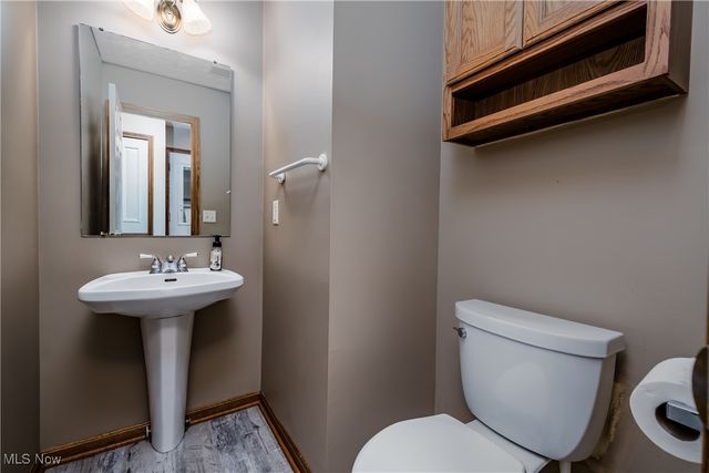 3851 Cromford Circle NW, Uniontown, OH 44685