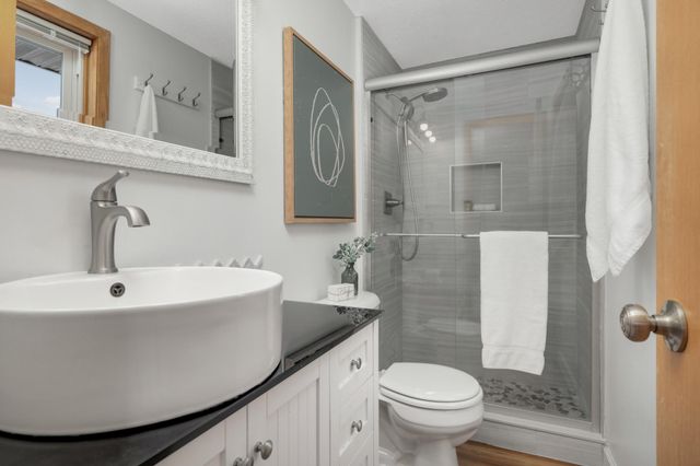 5245 Oxford Street N, Shoreview, MN 55126