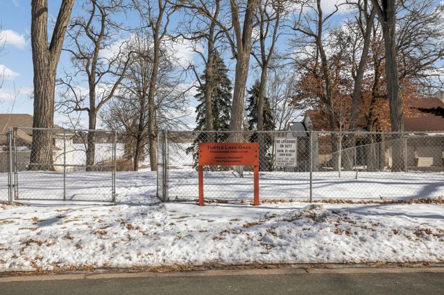 5245 Oxford Street N, Shoreview, MN 55126