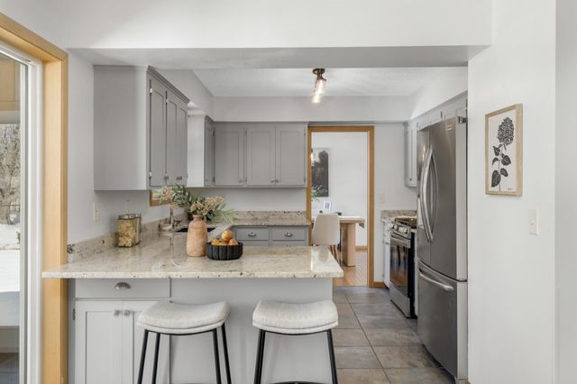 5245 Oxford Street N, Shoreview, MN 55126