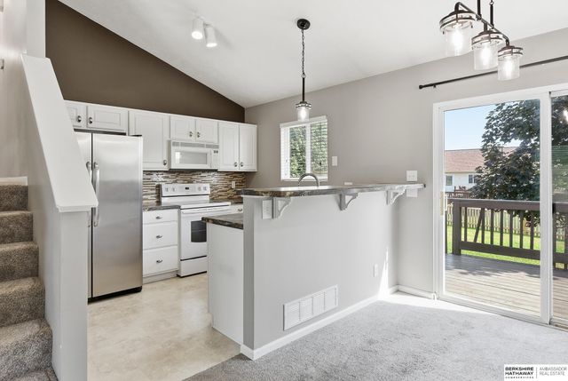 15421 Willit Street, Bennington, NE 68007