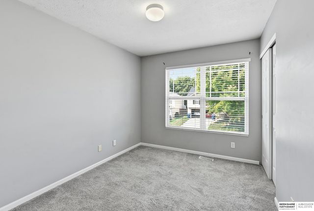 15421 Willit Street, Bennington, NE 68007