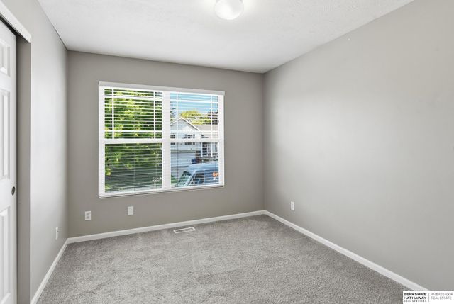 15421 Willit Street, Bennington, NE 68007