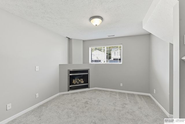 15421 Willit Street, Bennington, NE 68007