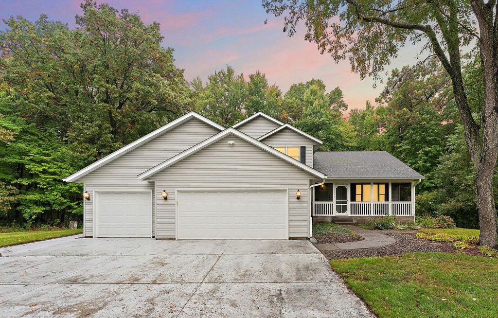 20332 Austin Street NE, East Bethel, MN 55011 — photo 2
