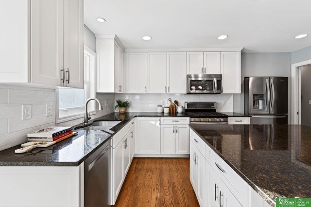 7801 Hickory Circle, Omaha, NE 68124