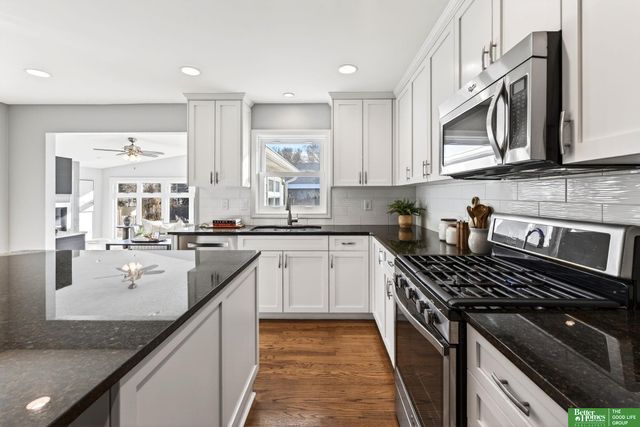 7801 Hickory Circle, Omaha, NE 68124