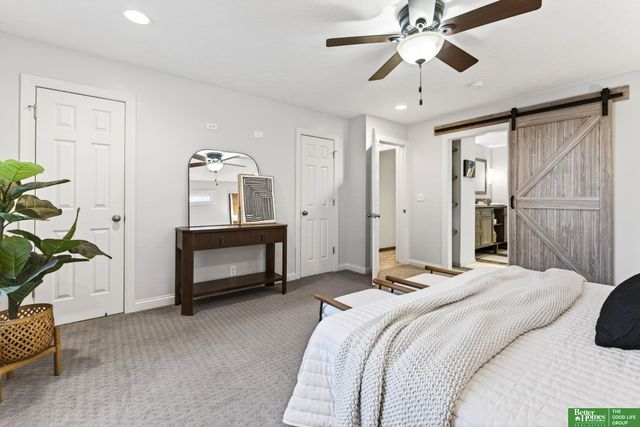 7801 Hickory Circle, Omaha, NE 68124