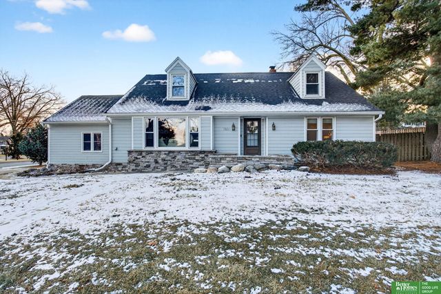 7801 Hickory Circle, Omaha, NE 68124