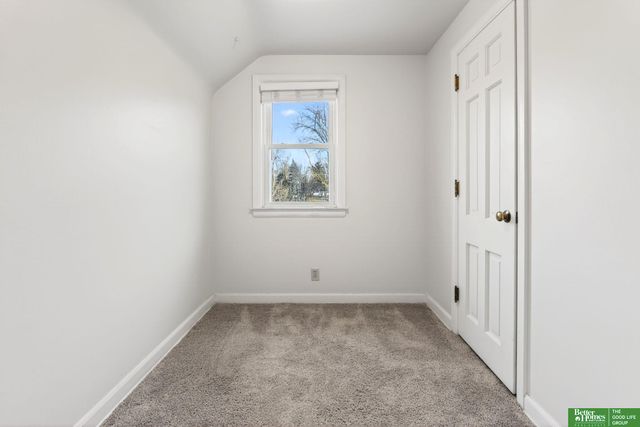 7801 Hickory Circle, Omaha, NE 68124