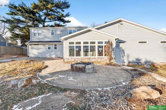 7801 Hickory Circle, Omaha, NE 68124