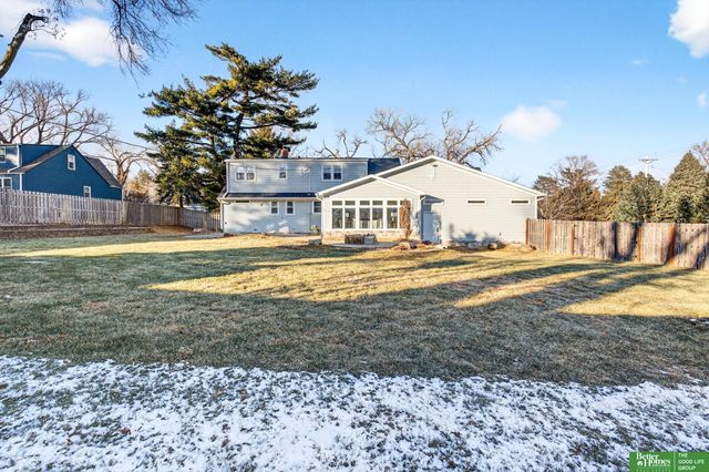 7801 Hickory Circle, Omaha, NE 68124