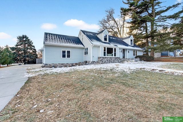 7801 Hickory Circle, Omaha, NE 68124