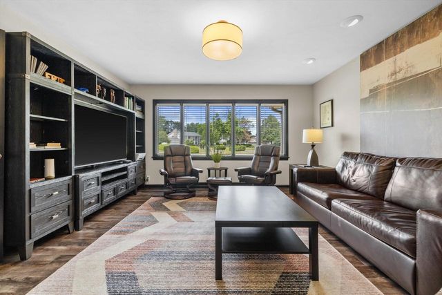 3 Shorewood COURT, Wind Point, WI 53402