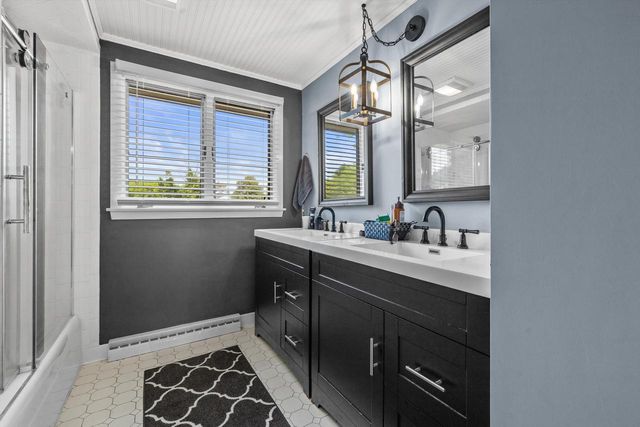 3 Shorewood COURT, Wind Point, WI 53402