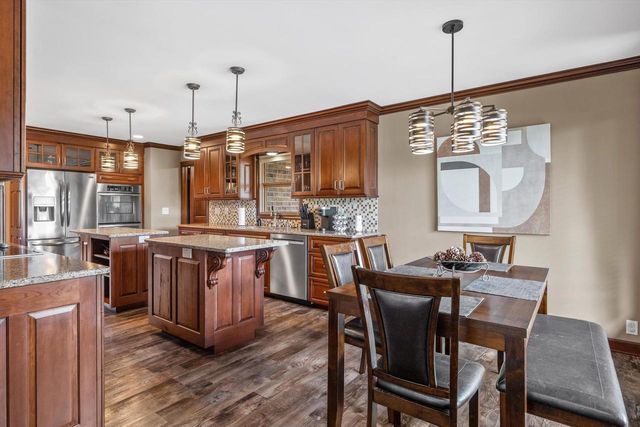 3 Shorewood COURT, Wind Point, WI 53402