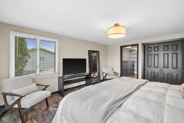 3 Shorewood COURT, Wind Point, WI 53402