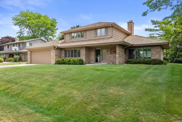 3 Shorewood COURT, Wind Point, WI 53402