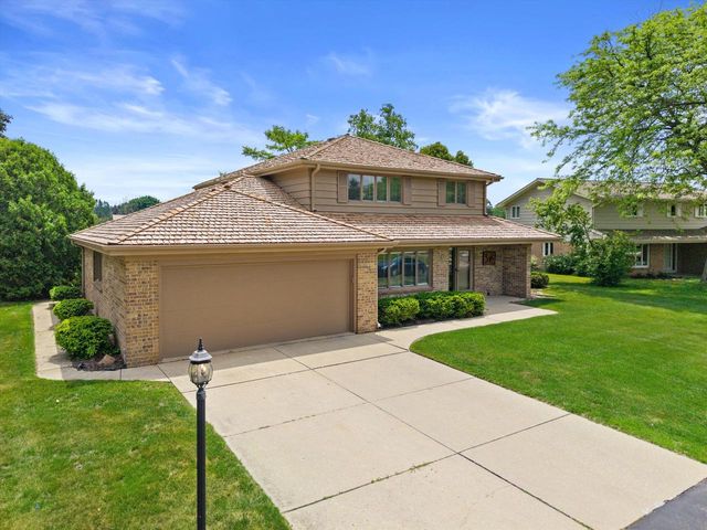 3 Shorewood COURT, Wind Point, WI 53402