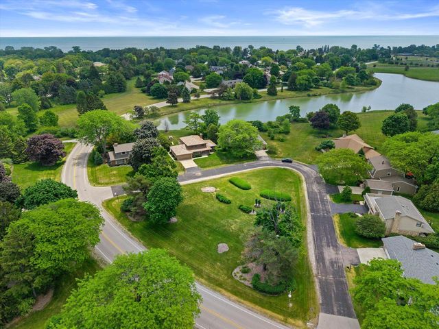 3 Shorewood COURT, Wind Point, WI 53402