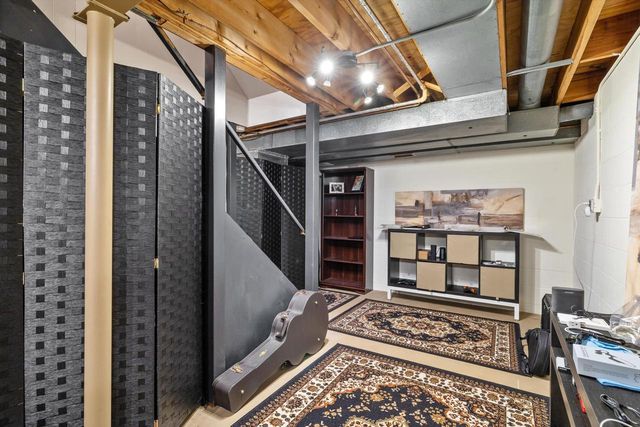 3 Shorewood COURT, Wind Point, WI 53402