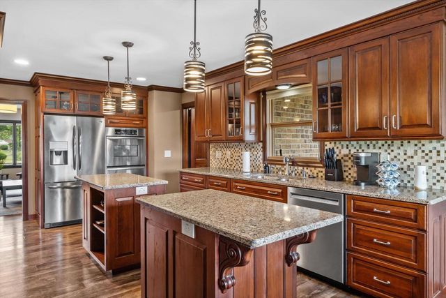 3 Shorewood COURT, Wind Point, WI 53402