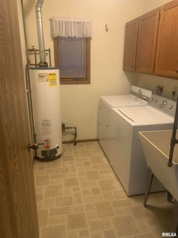 4237 26TH Avenue, Moline, IL 61265