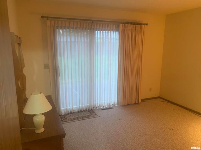 4237 26TH Avenue, Moline, IL 61265