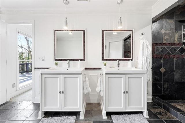 1991 Kinridge Road, Marietta, GA 30062