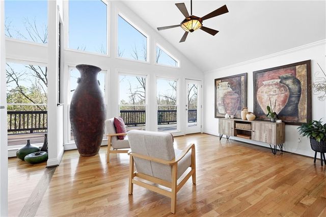 1991 Kinridge Road, Marietta, GA 30062