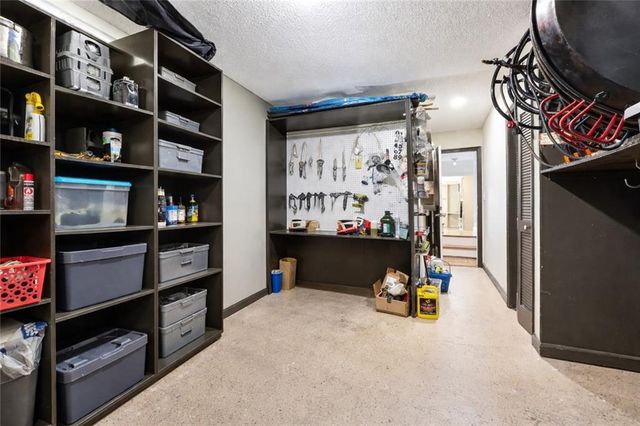 1991 Kinridge Road, Marietta, GA 30062