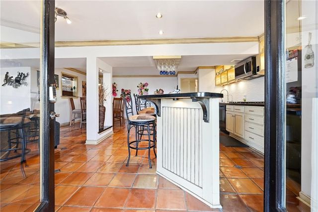 1991 Kinridge Road, Marietta, GA 30062